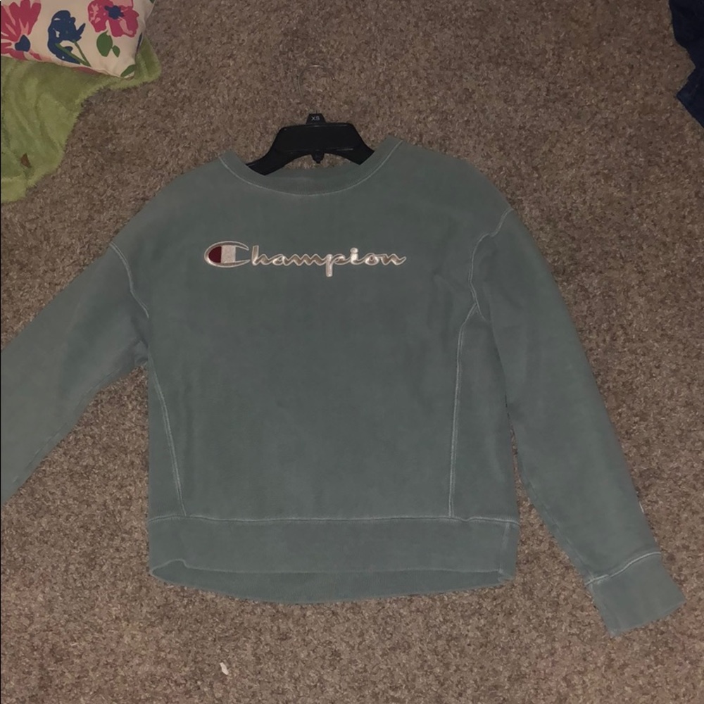 Champion Crewneck!!!